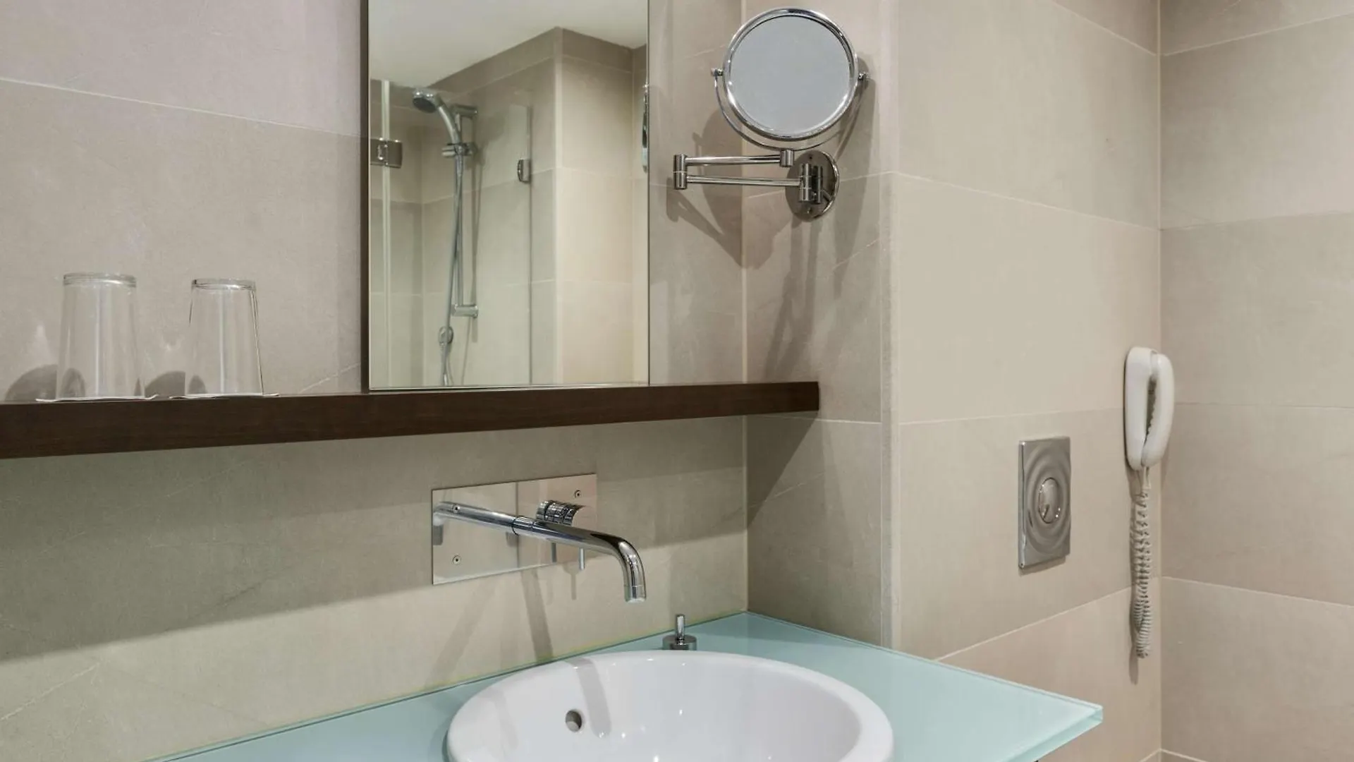 Nh Amsterdam Schiphol Airport Hotel Hoofddorp Netherlands