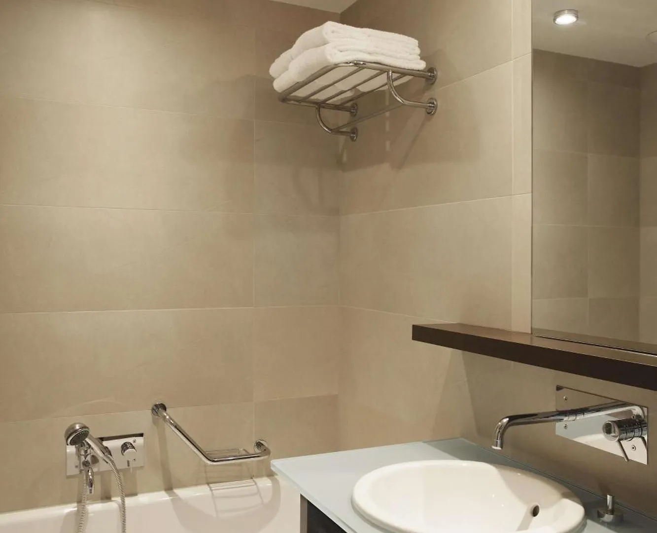 ****  Nh Amsterdam Schiphol Airport Hotel Hoofddorp Netherlands