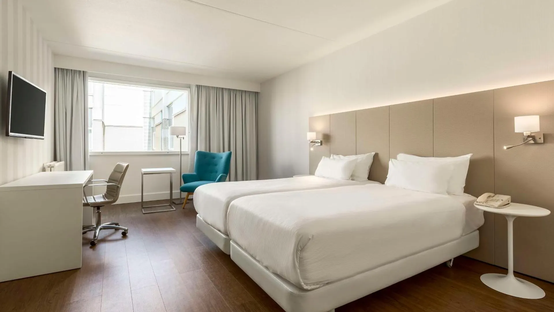 Nh Amsterdam Schiphol Airport Hotel Hoofddorp Netherlands